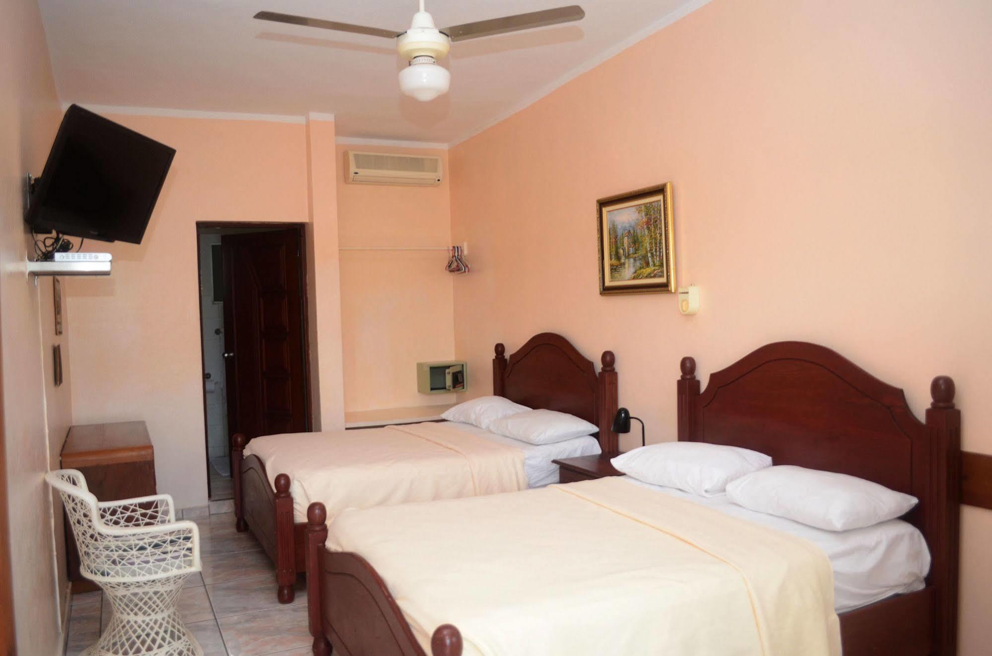 Hotel Garant & Suites Boca Chica Eksteriør bilde